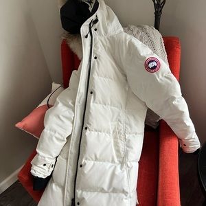 Canada Goose Parka Size M